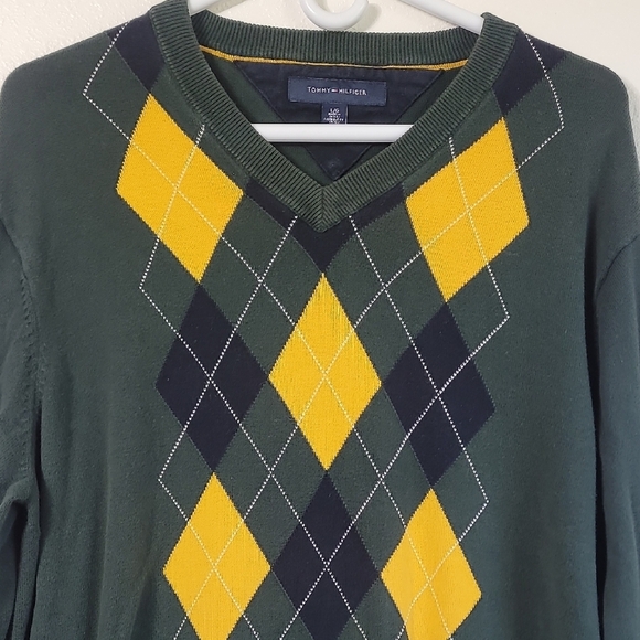 Tommy Hilfiger Men Argyle V Neck Sweater Size L Green Yellow Y2K Academia Jumper - Picture 2 of 11